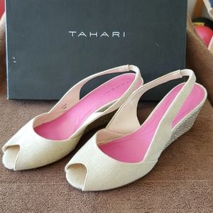 TAHARI LEOLA Cream Sling-Backs